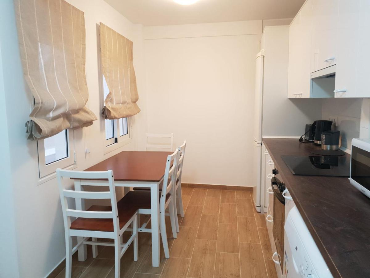Appartamento Apartamento Delux Calle Alicante Benidorm Esterno foto
