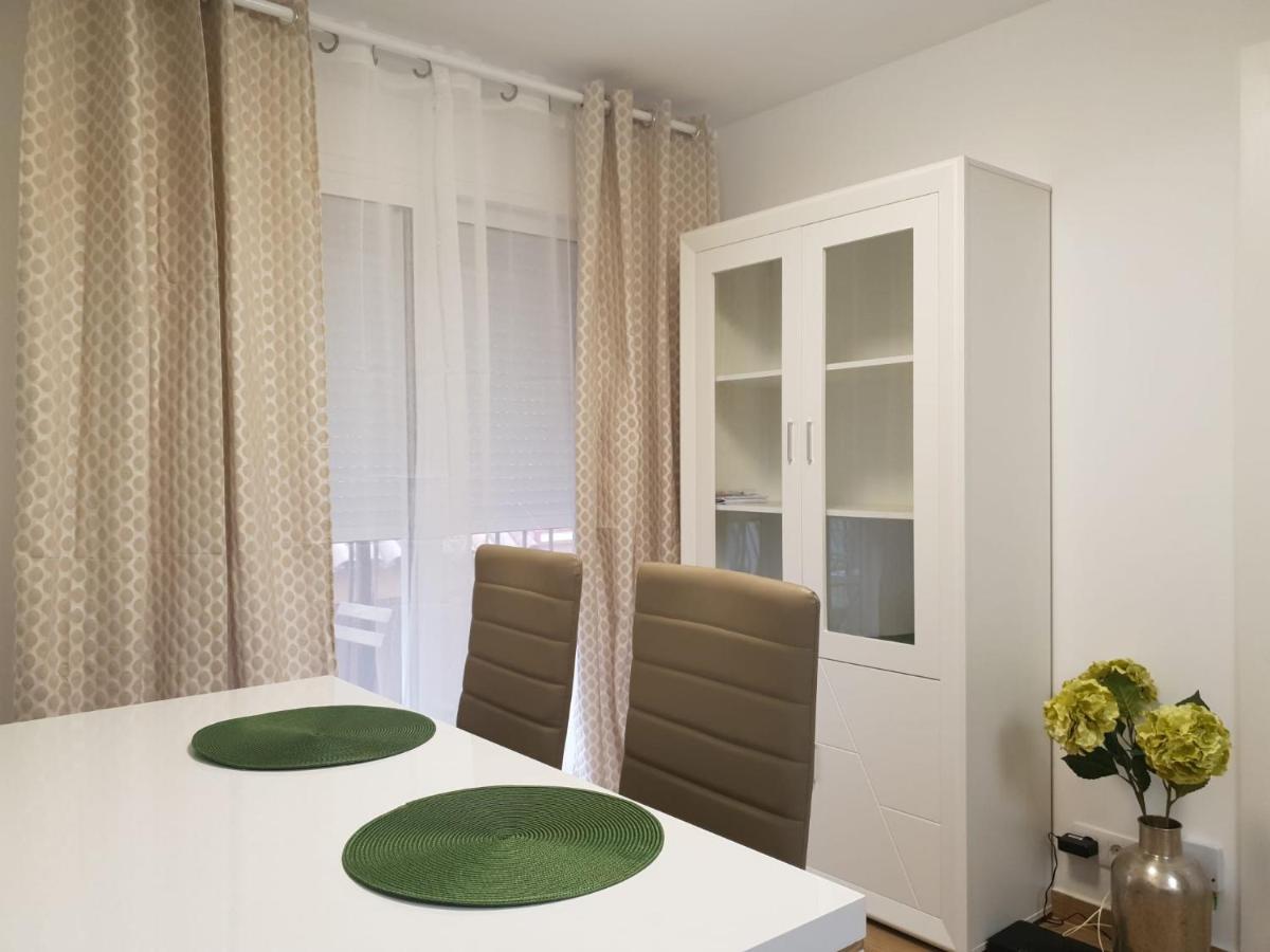 Appartamento Apartamento Delux Calle Alicante Benidorm Esterno foto