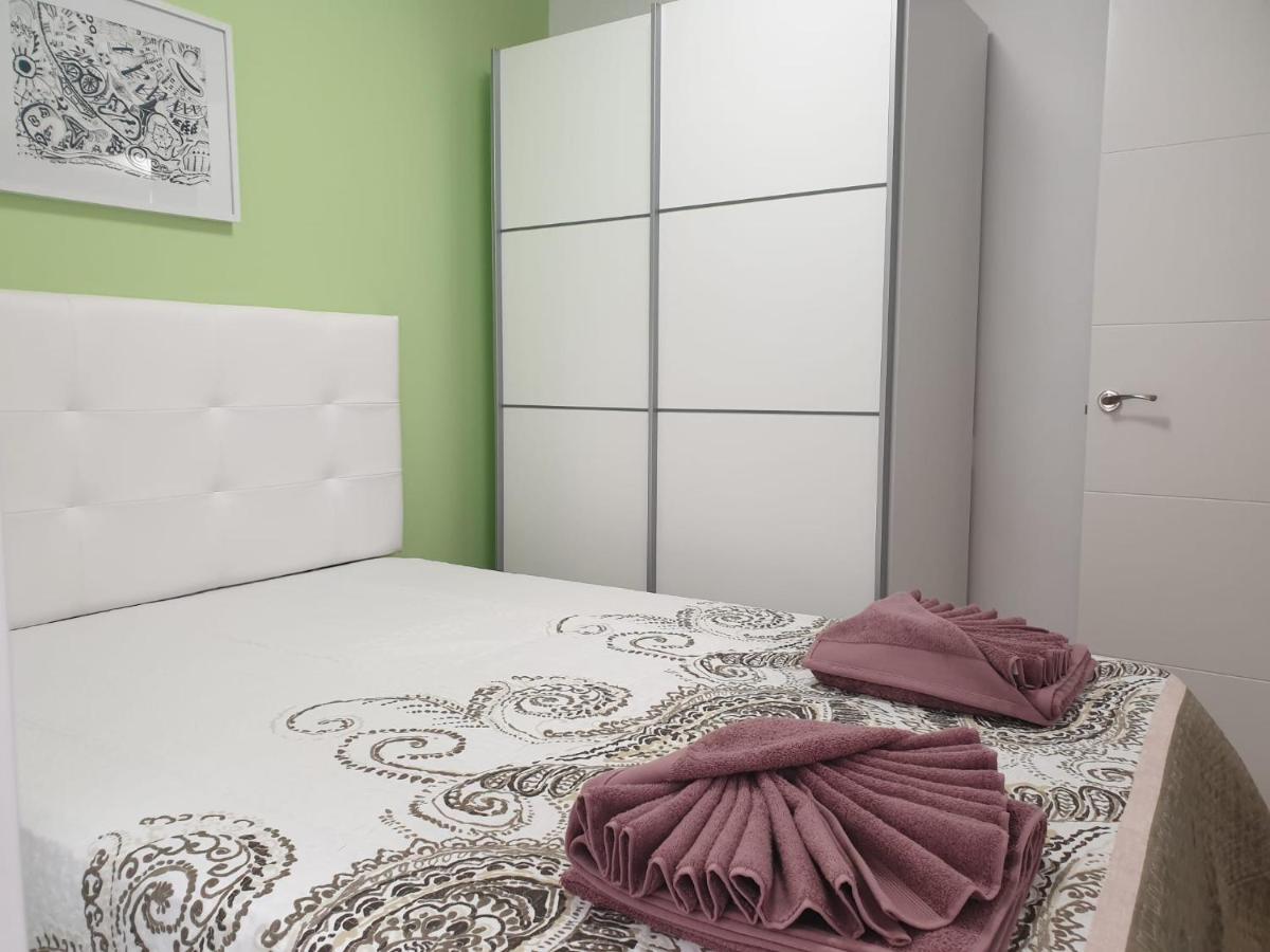 Appartamento Apartamento Delux Calle Alicante Benidorm Esterno foto