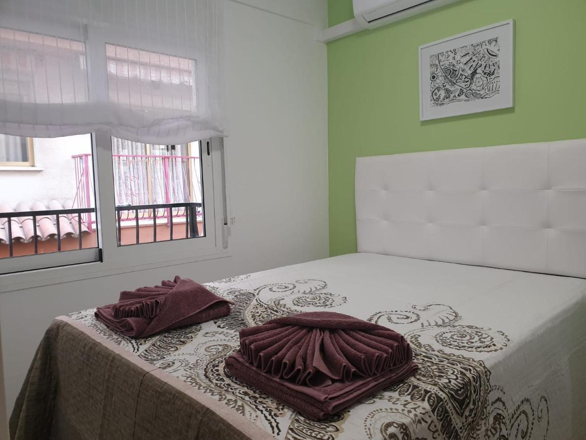 Appartamento Apartamento Delux Calle Alicante Benidorm Esterno foto